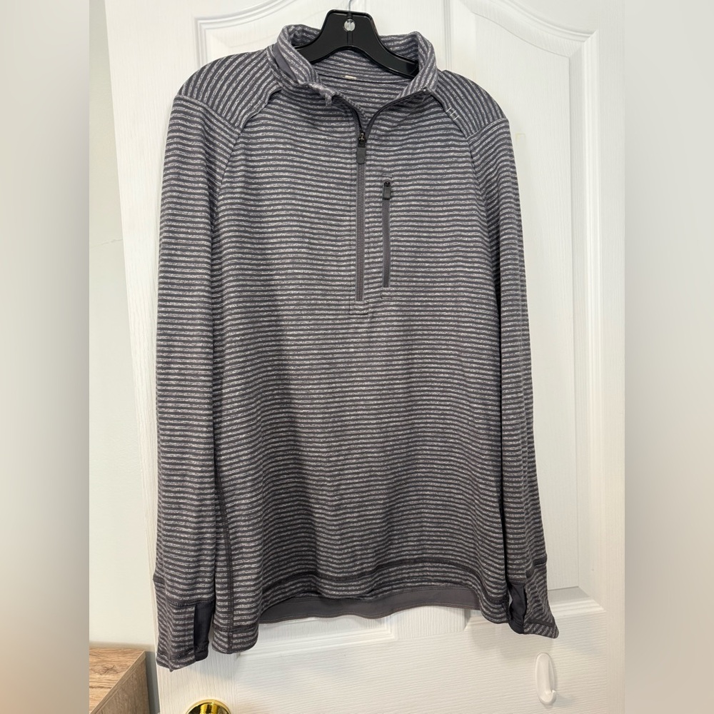 Lululemon Surge 1/2 Zip Pullover Long Sleeve Shirt Gray Striped Mens Medium